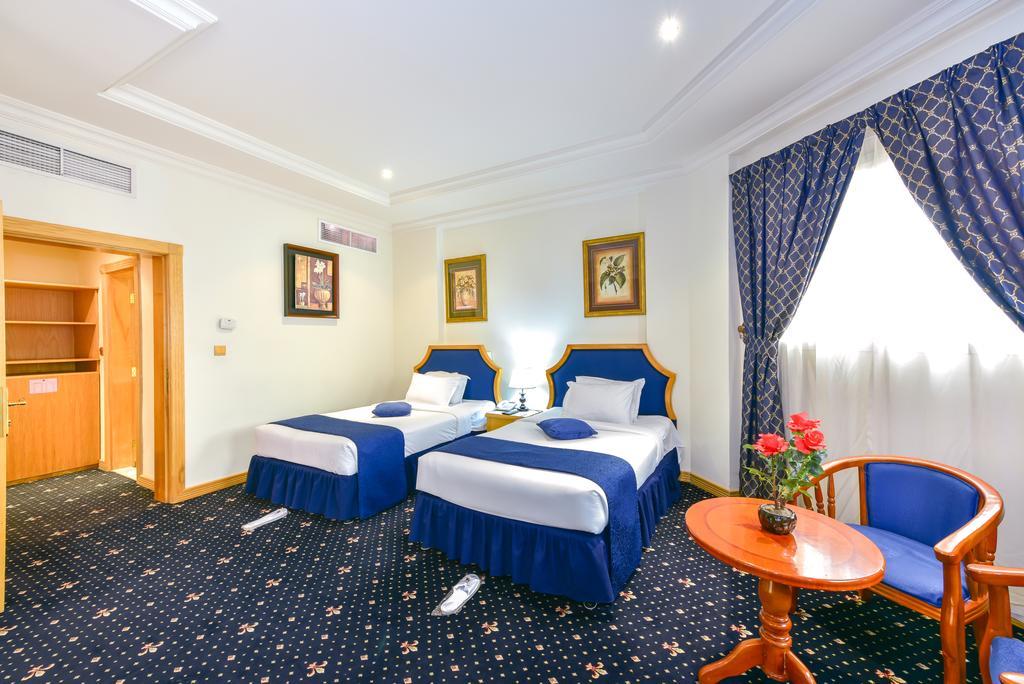 Cayam Hotel Доха Экстерьер фото