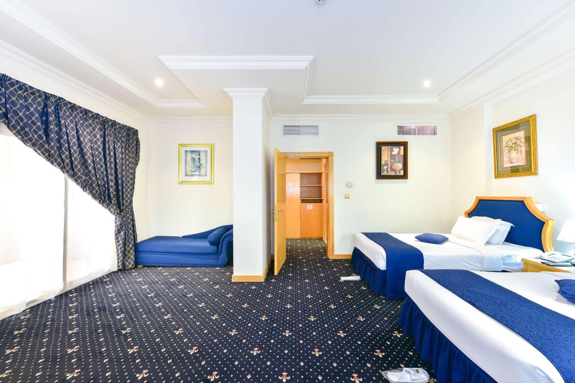 Cayam Hotel Доха Экстерьер фото