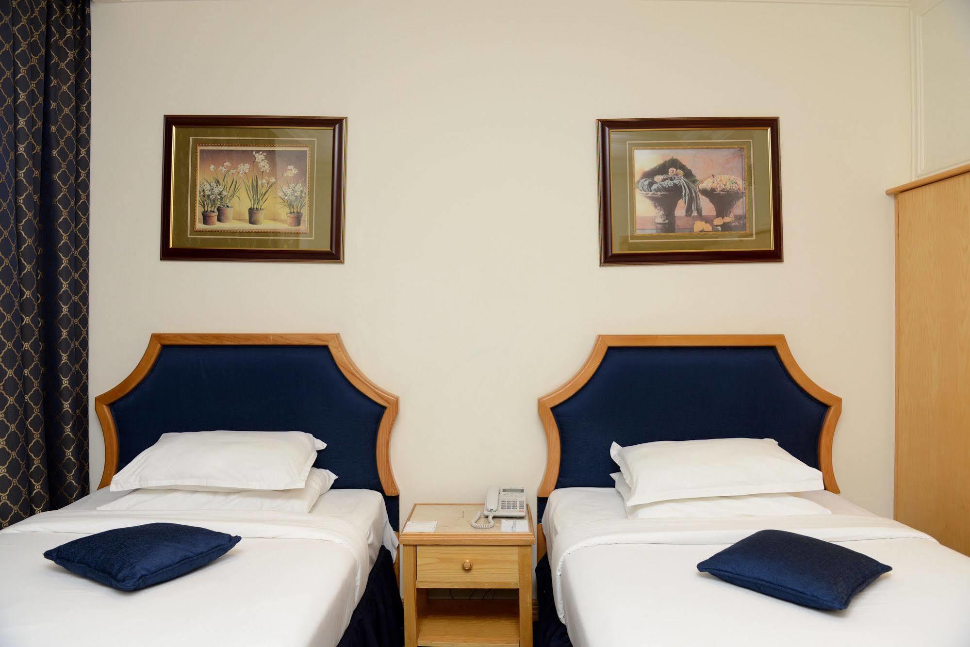 Cayam Hotel Доха Экстерьер фото