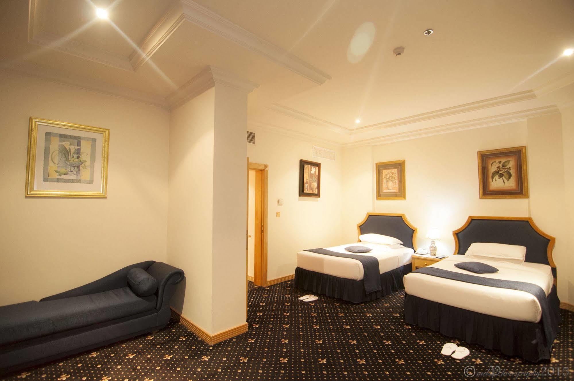 Cayam Hotel Доха Экстерьер фото