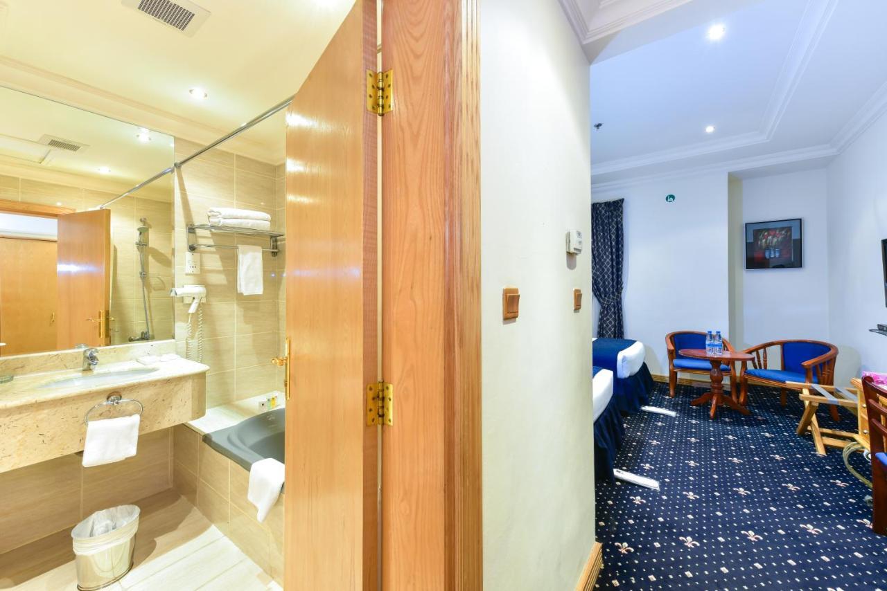 Cayam Hotel Доха Экстерьер фото
